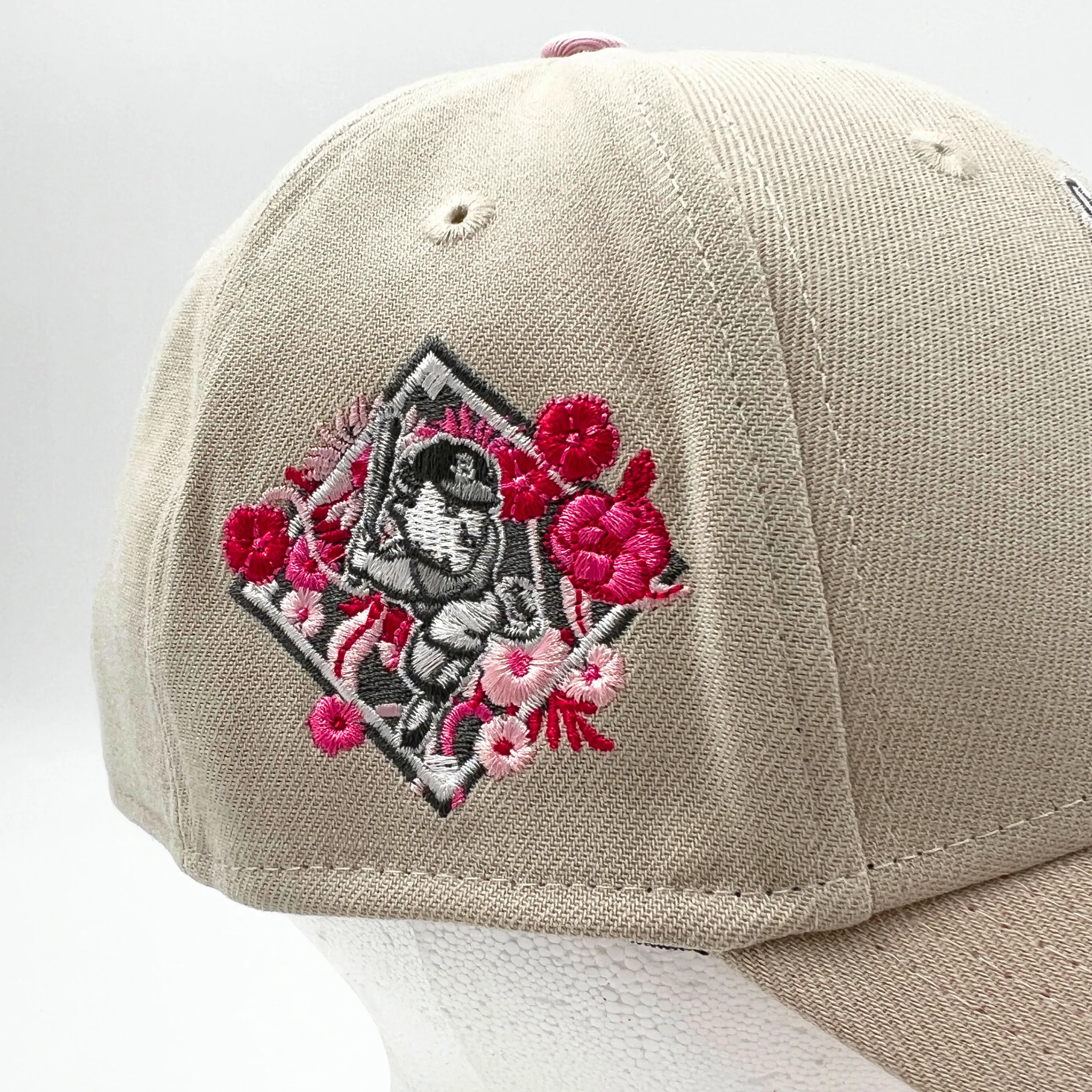 New Era Bisons Mother's Day Stretch Fit Hat