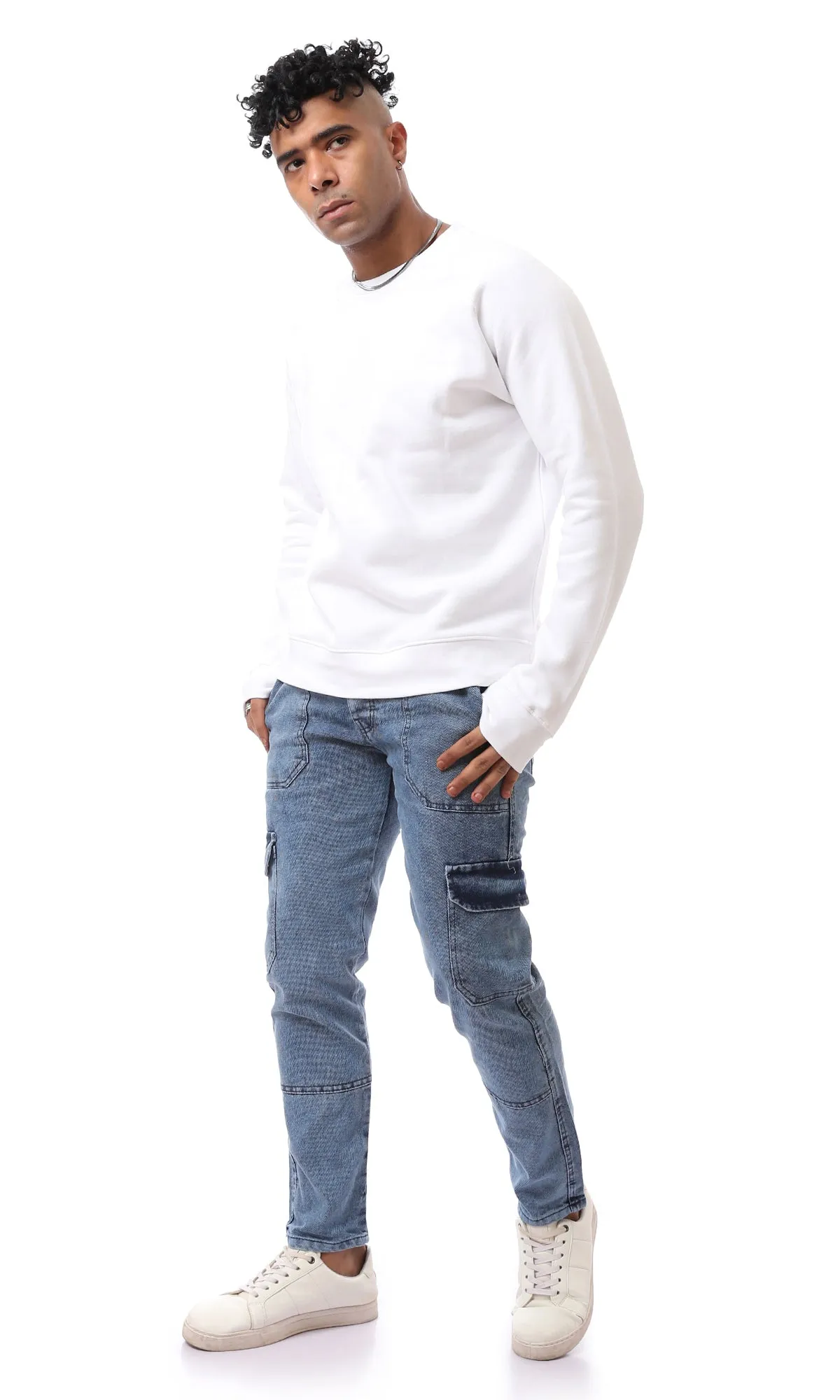 O172353 Polyester White Slip On Solid Sweatshirt