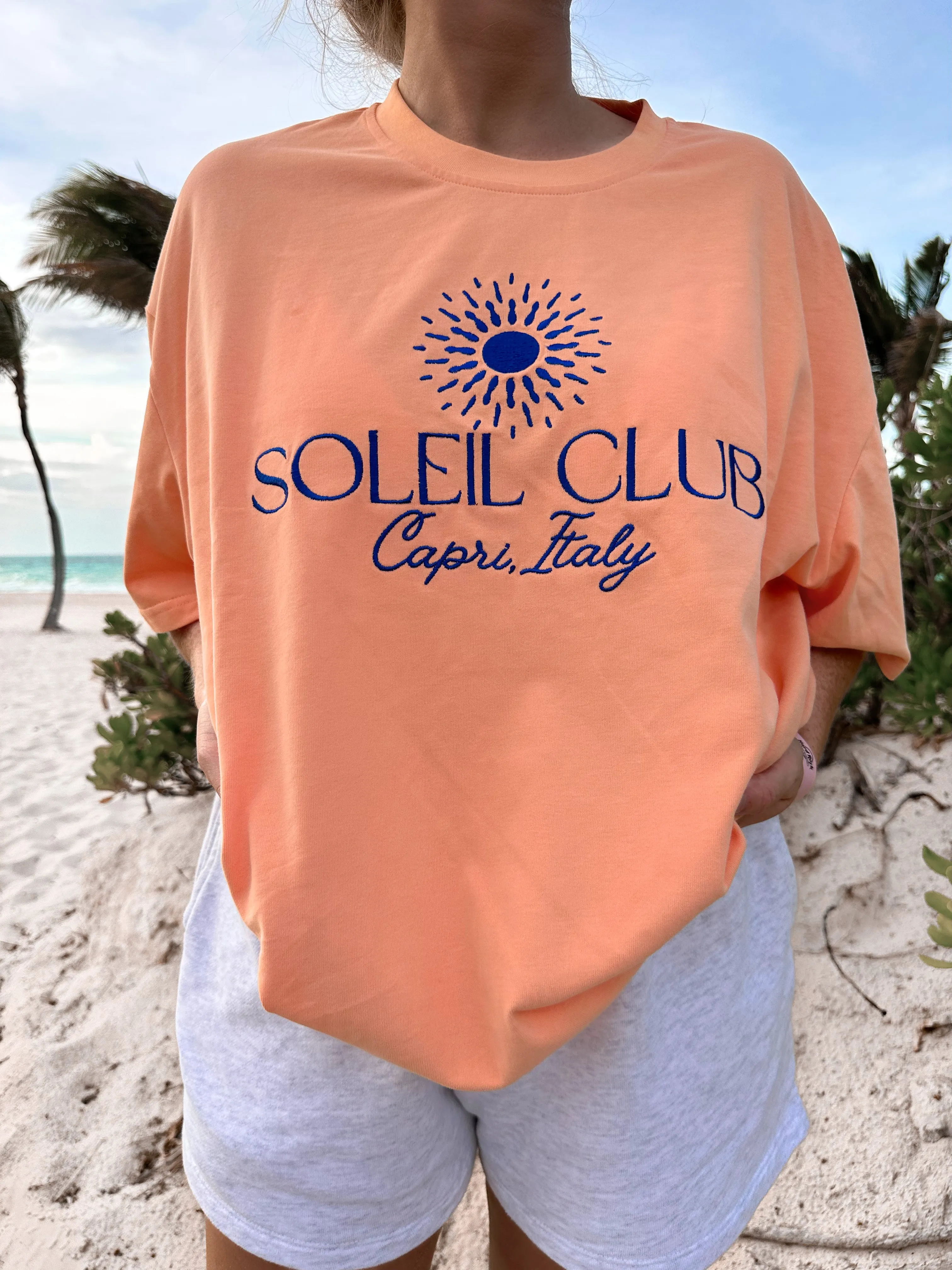 SOLEIL CLUB EMBROIDER TEE